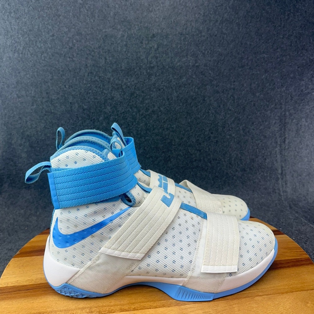 Nike LeBron Soldier 10 University of North Carolina UNC Tarheels Blue Sz 12 Shoe